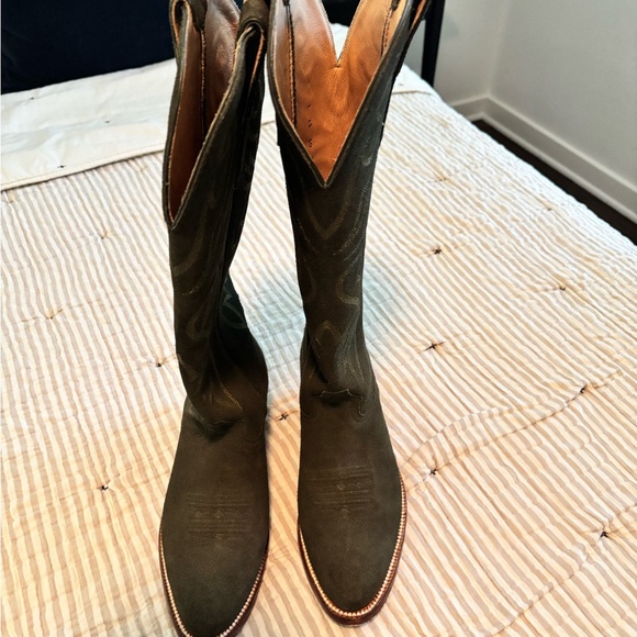 City Boots ‘Marathon’ in Green Suede - Size 9 - Picture 4 of 11